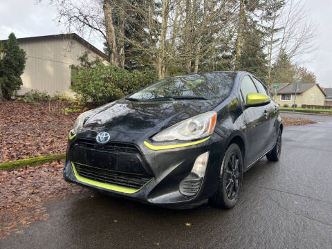 2016 Toyota Prius c Persona Special Edition