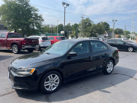 2013 Volkswagen Jetta for sale at Aurora Auto Center Inc in Aurora IL