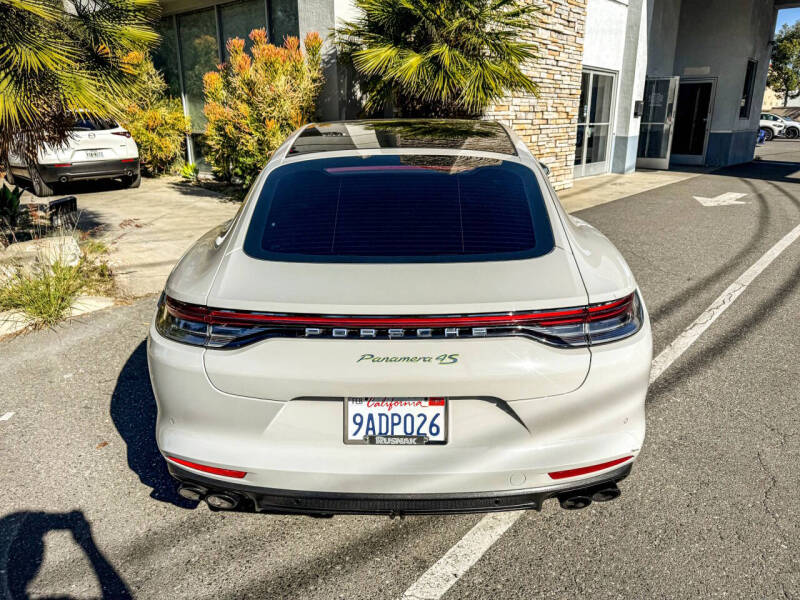 2022 Porsche Panamera 4S E-Hybrid