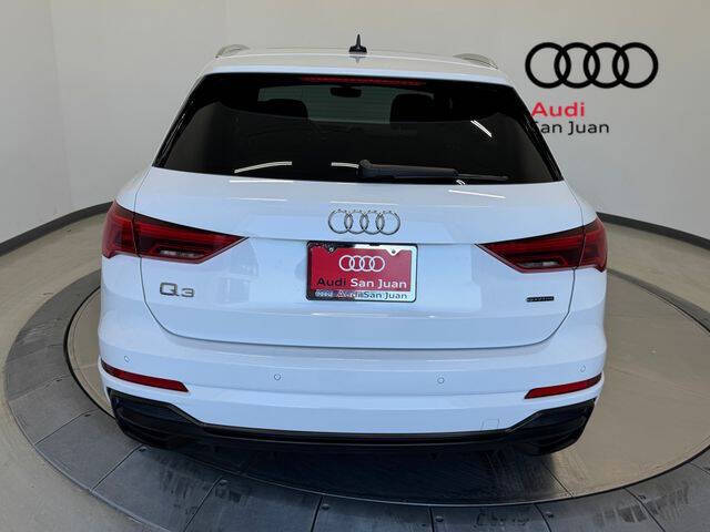 2022 Audi Q3 quattro S line Prem Plus 45 TFSI