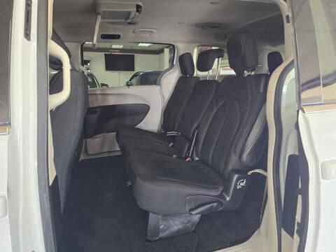 2018 Chrysler Pacifica Touring Plus