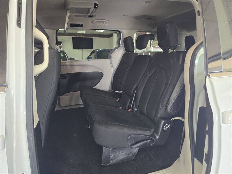 2018 Chrysler Pacifica Touring Plus