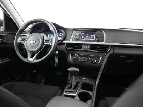 2017 Kia Optima LX