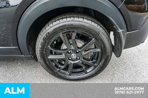 2020 Nissan Kicks SR