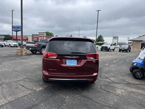 2019 Chrysler Pacifica Touring L Plus