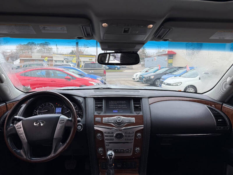 2019 Infiniti QX80 Luxe