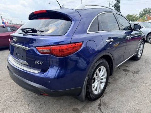 2013 Infiniti FX37
