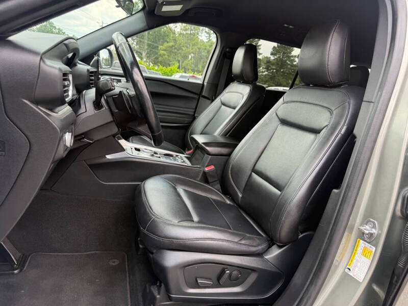 2020 Ford Explorer XLT