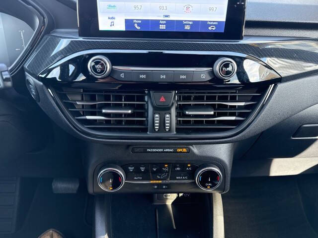 2025 Ford Escape ST-Line