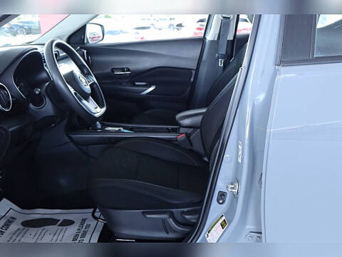 2021 Nissan Kicks SV