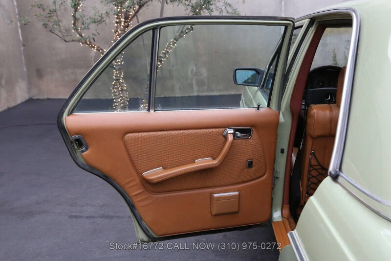 1977 Mercedes-Benz 300-Class