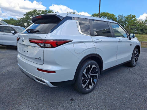 2025 Mitsubishi Outlander PHEV SE