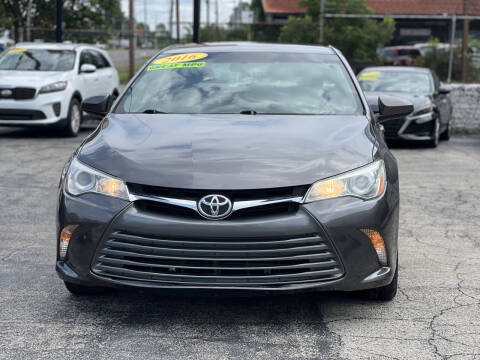 2016 Toyota Camry LE