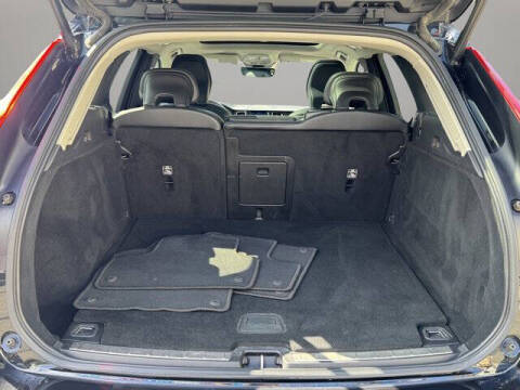 2023 Volvo XC60 B5 Core