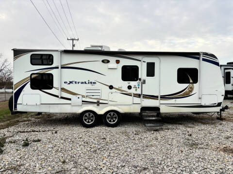 2012 Forest River Wildcat ExtraLite 26BHS