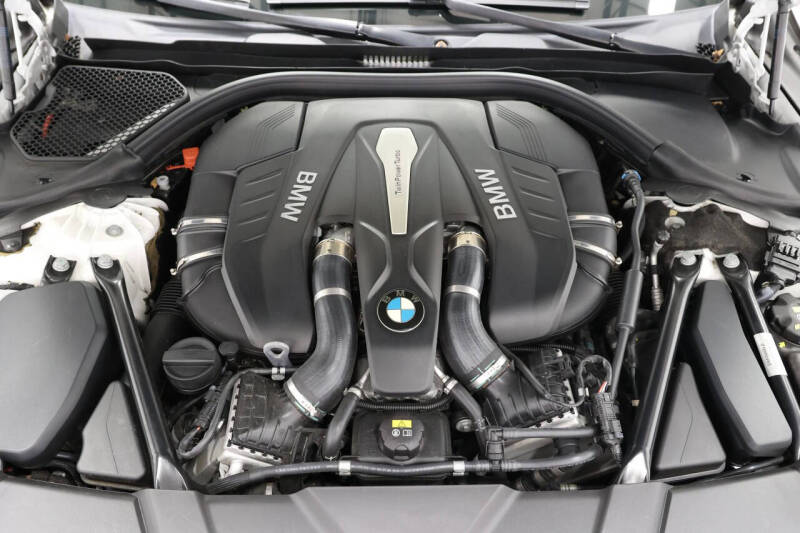 2016 BMW 7 Series 750i xDrive