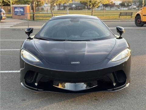2023 McLaren GT