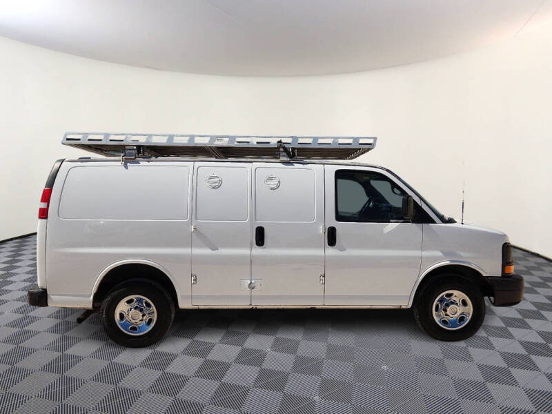 2016 Chevrolet Express 2500