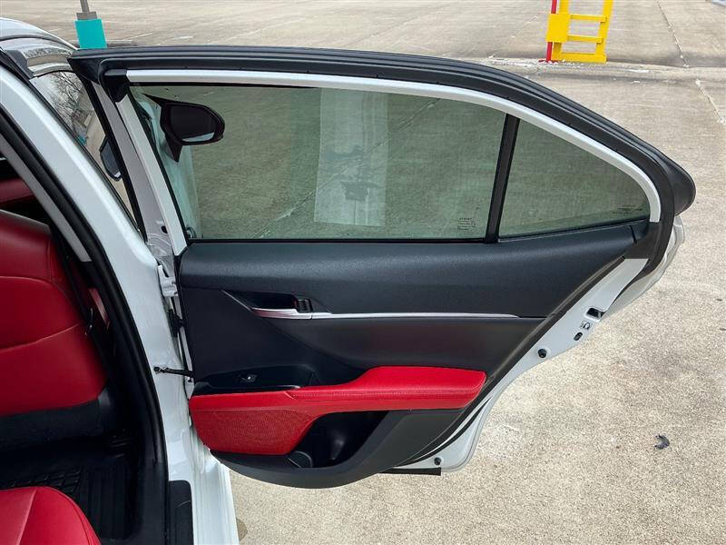 2019 Toyota Camry XSE