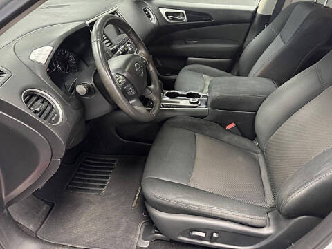 2017 Nissan Pathfinder