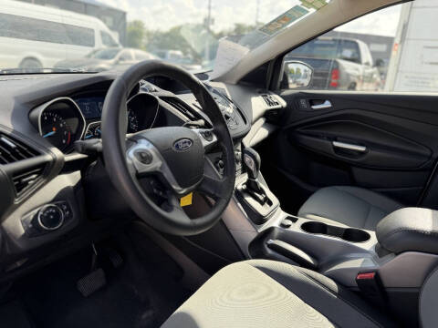 2015 Ford Escape SE