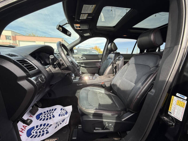 2017 Ford Explorer Sport