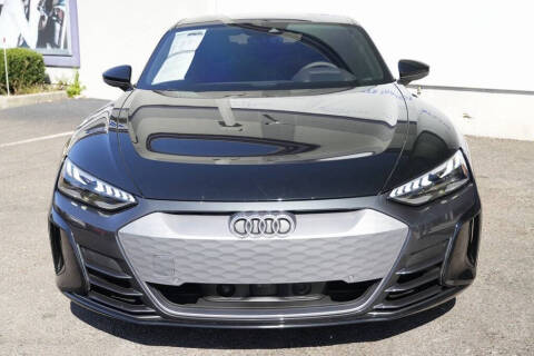 2022 Audi e-tron GT quattro Premium Plus