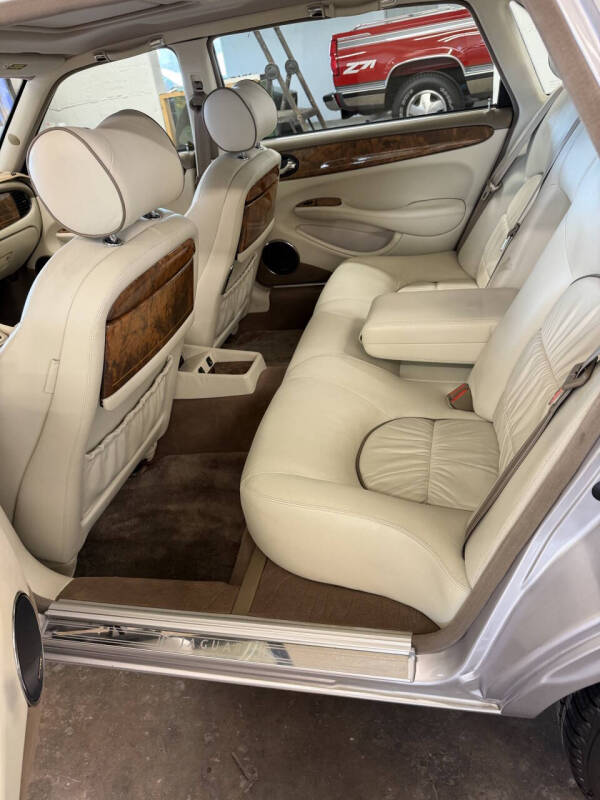 2001 Jaguar XJ-Series Vanden Plas