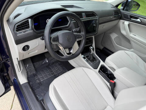 2022 Volkswagen Tiguan SE
