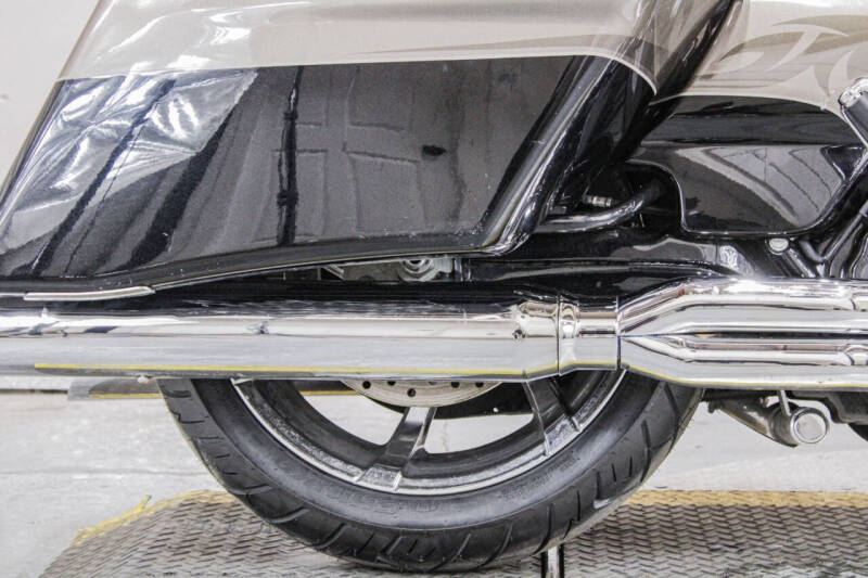 2014 Harley-Davidson CVO Road King