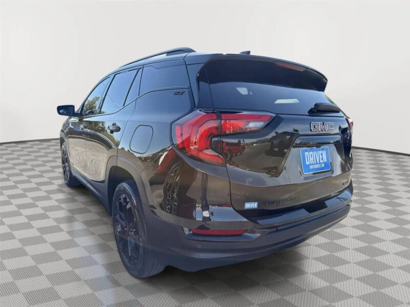2021 GMC Terrain SLT