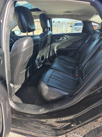 2017 Chrysler 200 Limited