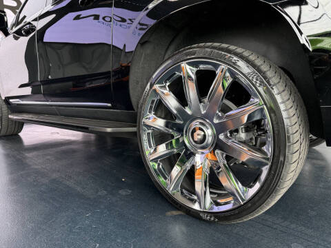 2025 Cadillac Escalade ESV Luxury