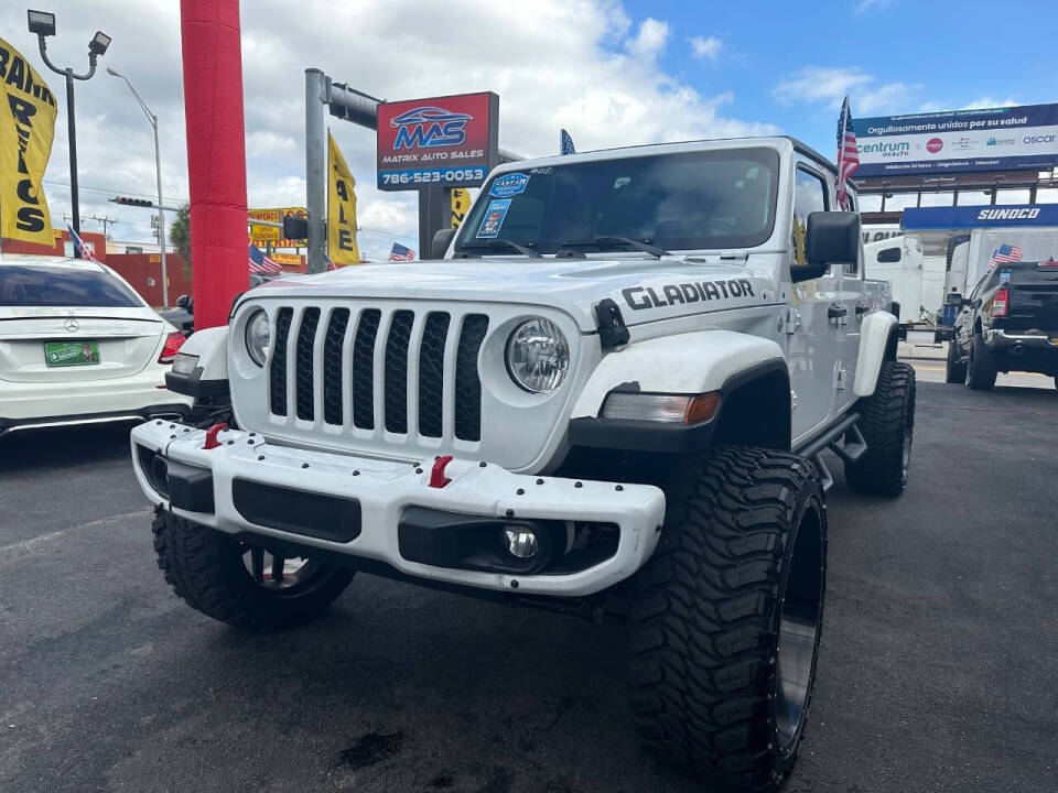 2020 Jeep Gladiator Sport S's photo