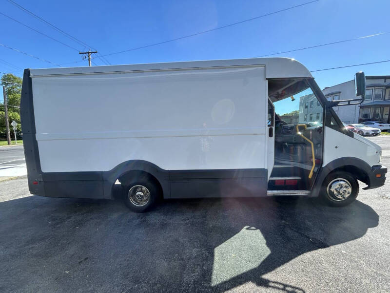 2017 Isuzu NPR