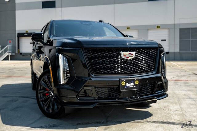 2025 Cadillac Escalade-V