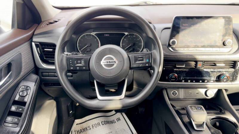 2021 Nissan Rogue SV