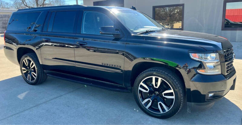 2018 Chevrolet Suburban for sale at Tigerland Motors in Sedalia MO