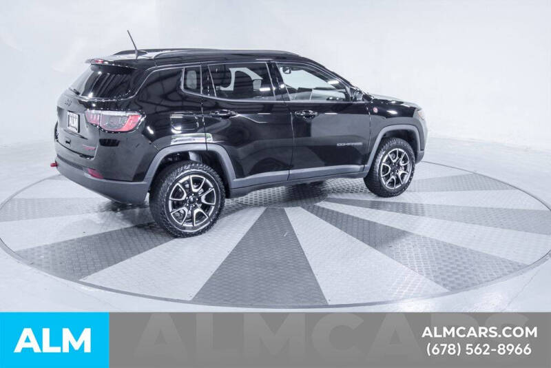 2024 Jeep Compass Trailhawk