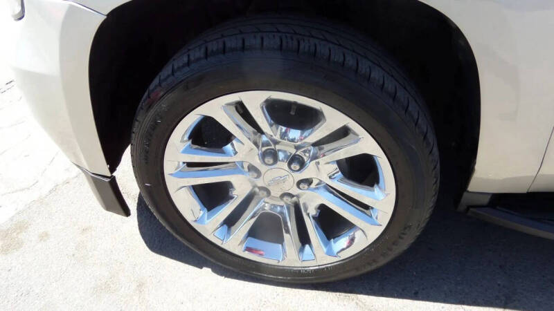 2017 Chevrolet Suburban LT