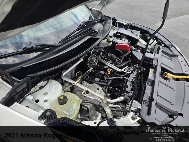 2021 Nissan Rogue SV