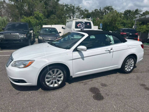 2012 Chrysler 200 Touring