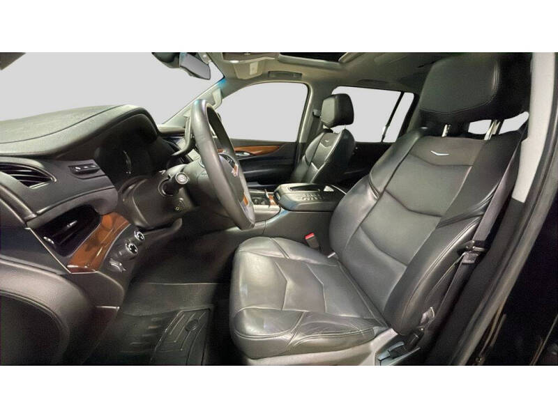 2017 Cadillac Escalade ESV Luxury