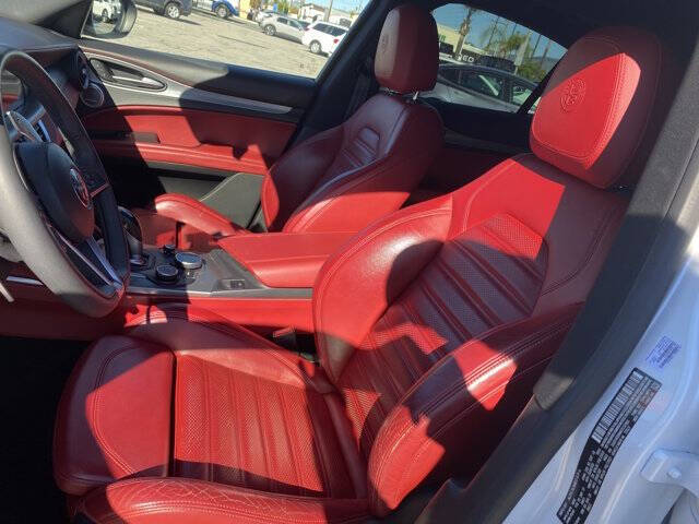 2019 Alfa Romeo Stelvio Ti Sport
