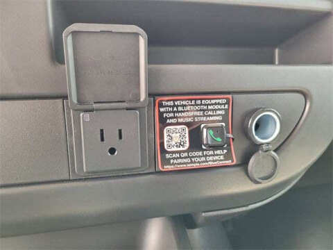 2025 Chevrolet Express 2500