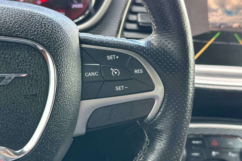 2015 Dodge Challenger SRT Hellcat