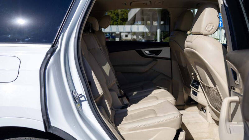 2018 Audi Q7 2.0T quattro Premium Plus