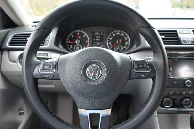 2014 Volkswagen Passat 2.0L TDI SE