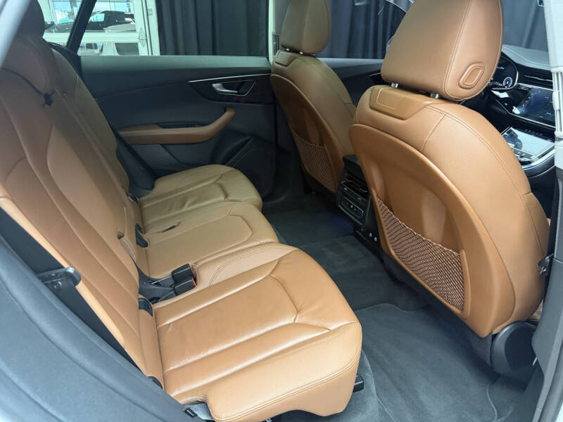 2023 Audi Q8 quattro Premium 55 TFSI