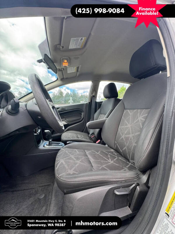 2013 Ford Fiesta SE